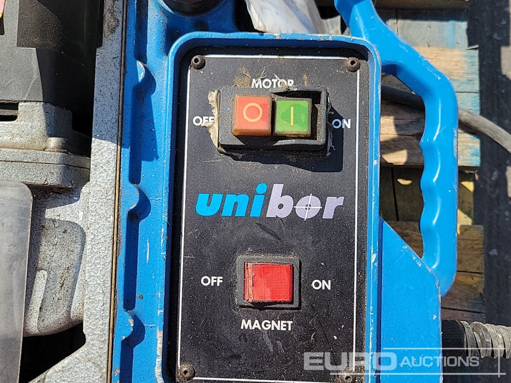 Equipamento de construção Unibor 110 Vot Mag Drill, Alfra Rotabest 110 Volt Mag Drill, 110 Volt Paddle Mixer (3 of), 100Volt Evolution Cut off Saw, 110 Volt REMS Sander: foto 27