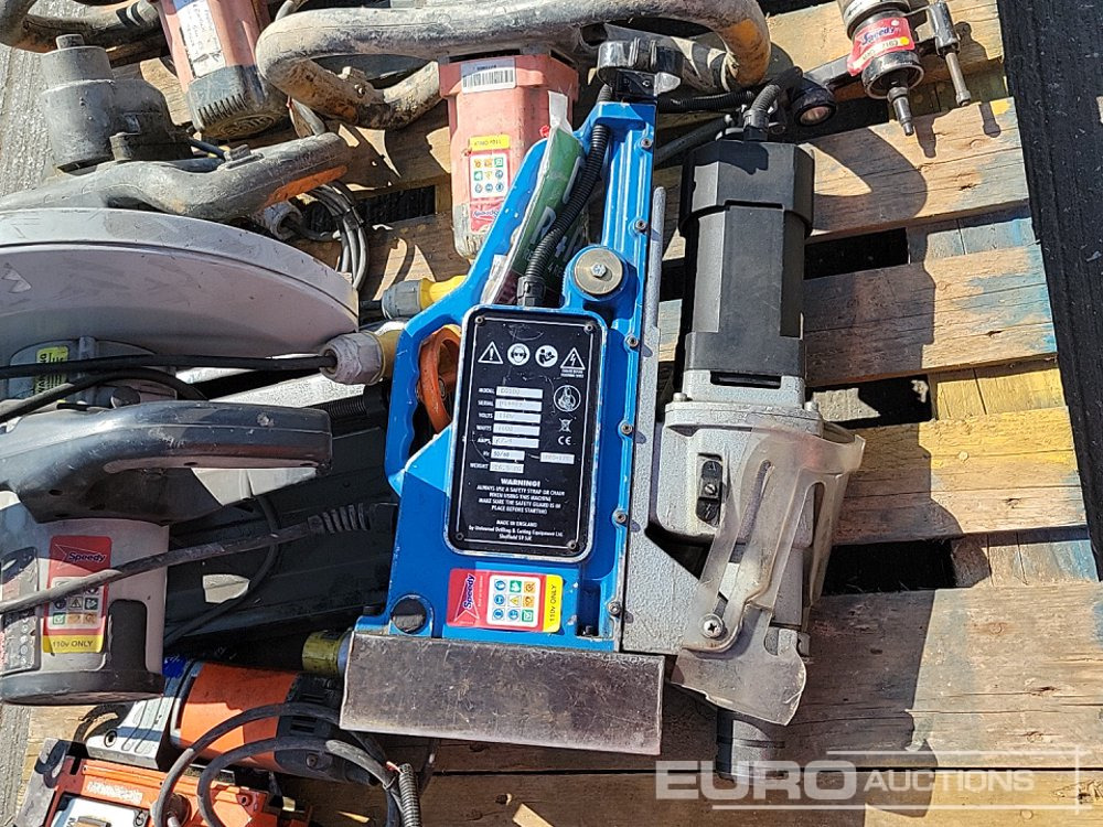 Equipamento de construção Unibor 110 Vot Mag Drill, Alfra Rotabest 110 Volt Mag Drill, 110 Volt Paddle Mixer (3 of), 100Volt Evolution Cut off Saw, 110 Volt REMS Sander: foto 30