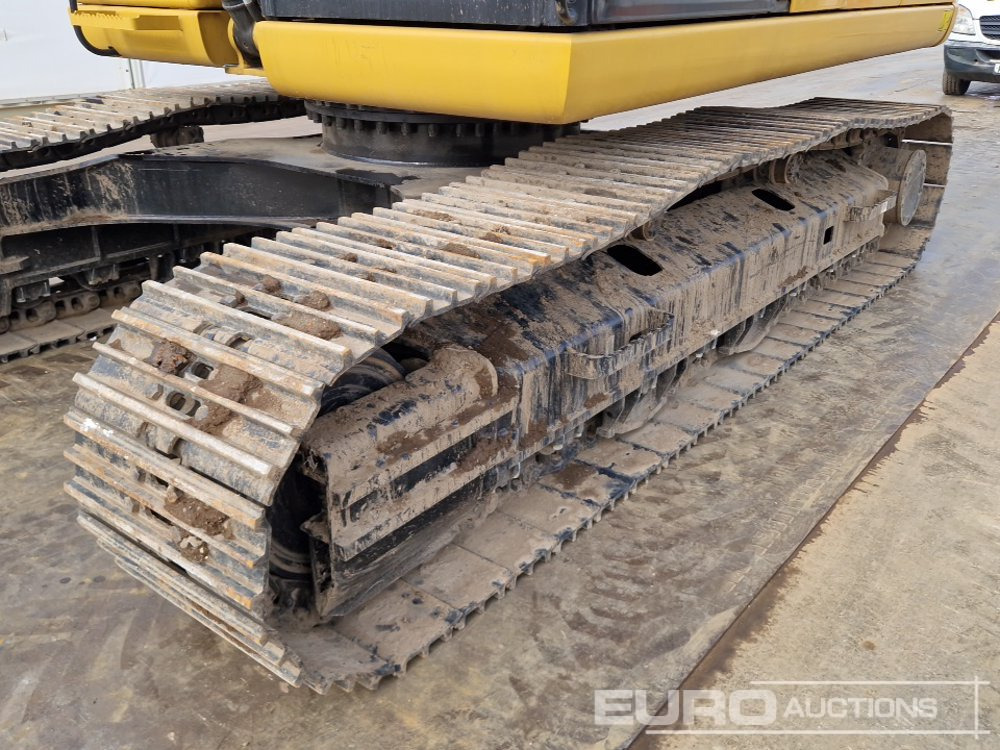 Escavadora de rastos Unused 2024 CAT 323D3: foto 16
