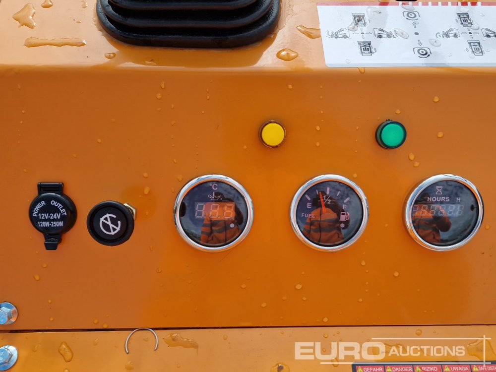 Mini pá carregadora Unused 2025 Arteer QB-480: foto 31