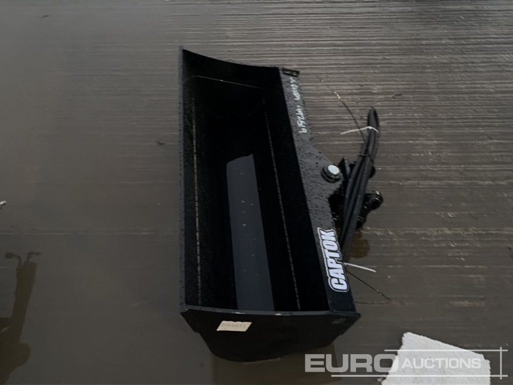 Unused 2025 Captok 32" Hydraulic Tilting Bucket 25mm Pin to suit Mini Excavator - Balde: foto 2 Unused 2025 Captok 32" Hydraulic Tilting Bucket 25mm Pin to suit Mini Excavator - Balde: foto 2