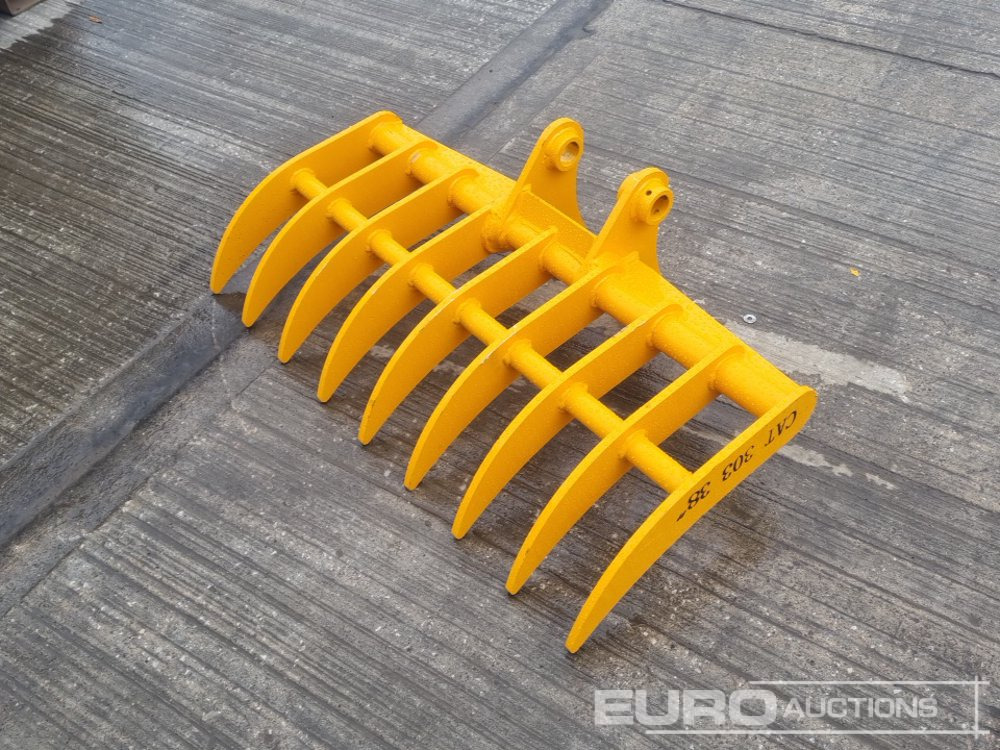 Unused 2025 Captok 38" Rake 40mm Pin to suit Mini Excavator - Balde: foto 1 Unused 2025 Captok 38" Rake 40mm Pin to suit Mini Excavator - Balde: foto 1