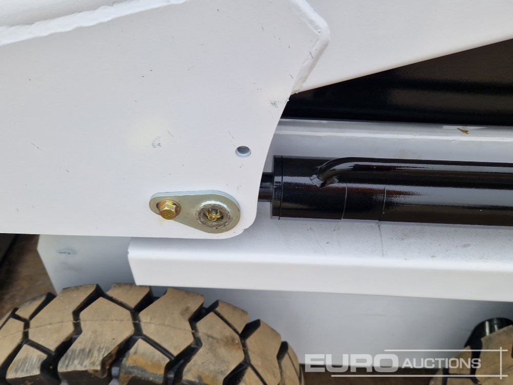 Mini pá carregadora Unused 2025 Newrick JC25: foto 18
