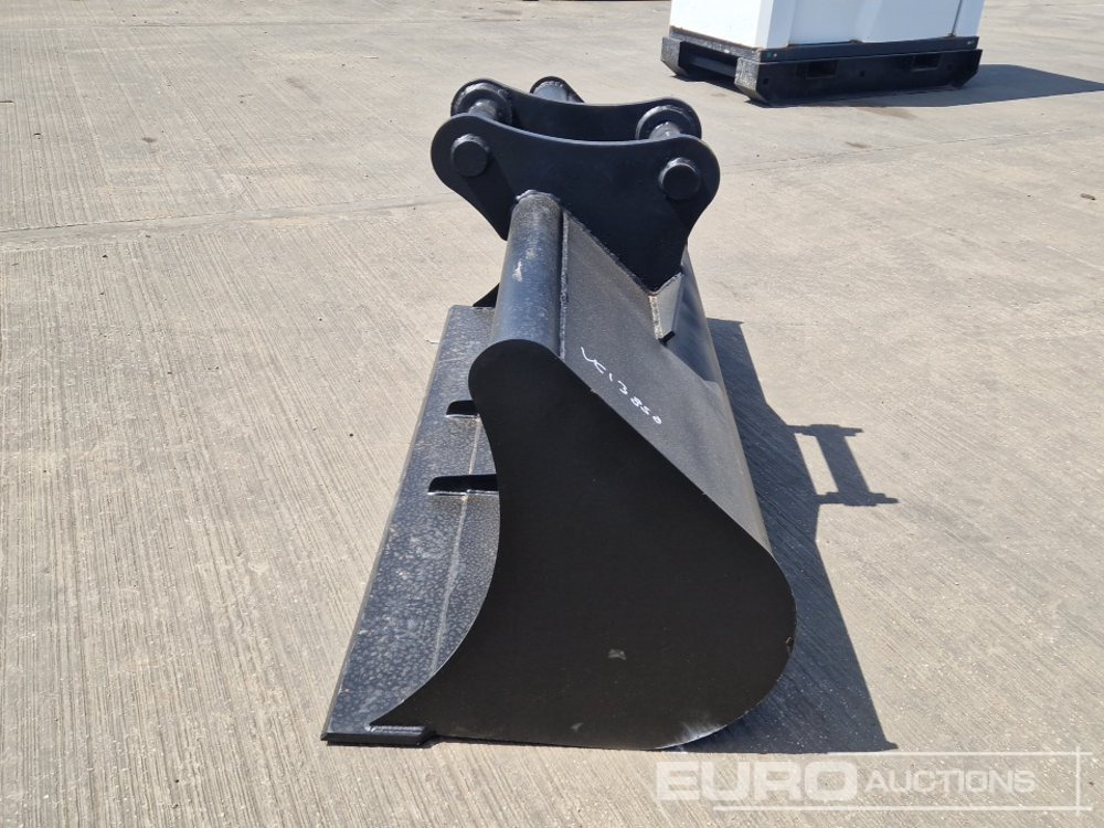 Unused 70" Ditching Bucket 65mm Pin to suit 13 Ton Excavator - Balde: foto 2 Unused 70" Ditching Bucket 65mm Pin to suit 13 Ton Excavator - Balde: foto 2