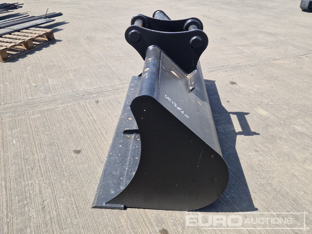 Unused 70" Ditching Bucket 65mm Pin to suit 13 Ton Excavator - Balde: foto 2 Unused 70" Ditching Bucket 65mm Pin to suit 13 Ton Excavator - Balde: foto 2