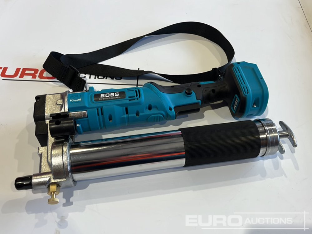 Equipamento de construção Unused Boss 21 Volt Lithium Battery Cordless Grease Gun, 2 Batteries, Case, Shoulder Strap, Extension Pieces & Fittings: foto 10