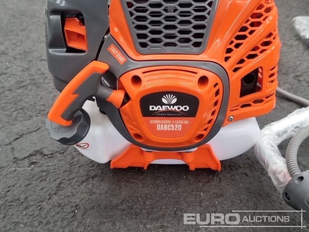 Equipamento para oficina Unused Daewoo DABC520AV Petrol Strimmer: foto 8