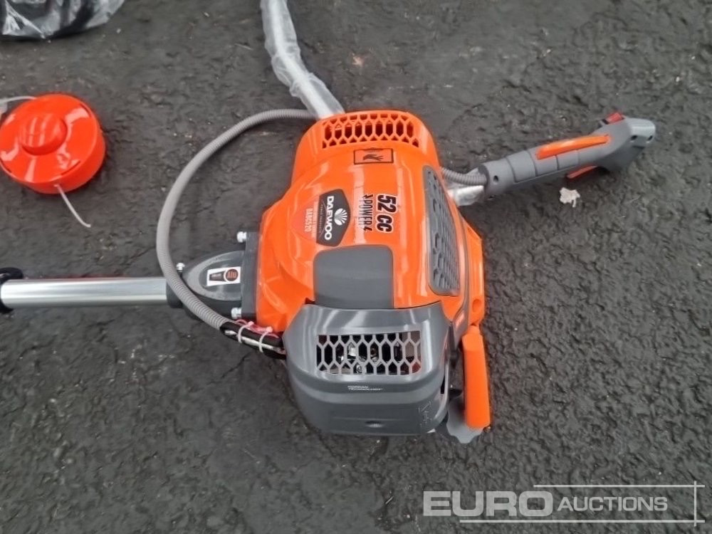 Equipamento para oficina Unused Daewoo DABC520AV Petrol Strimmer: foto 7
