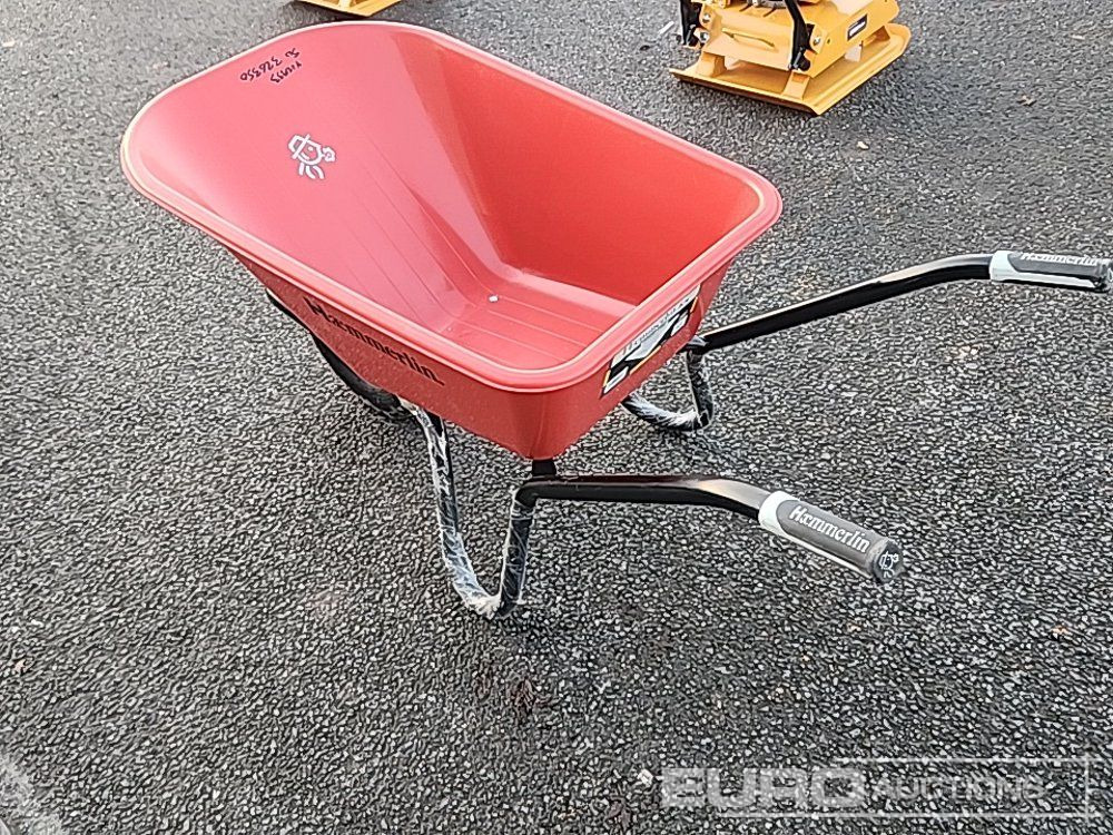 Unused Haemmerlin Plastic Tub Wheelbarrow - Equipamento de construção: foto 2 Unused Haemmerlin Plastic Tub Wheelbarrow - Equipamento de construção: foto 2
