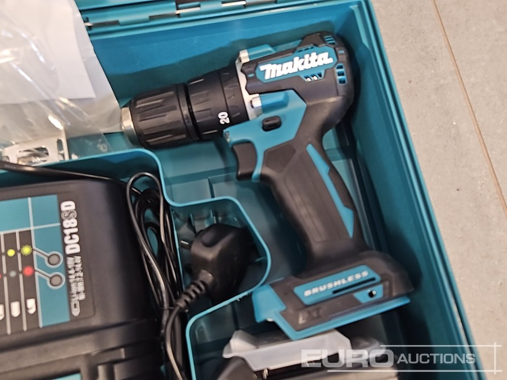 Unused Makita DHP453 18V LXT Combi Dril, Makita DTD152 18V LXT Impact Driver, Battery, Charger, Bit Set - Equipamento para oficina: foto 4 Unused Makita DHP453 18V LXT Combi Dril, Makita DTD152 18V LXT Impact Driver, Battery, Charger, Bit Set - Equipamento para oficina: foto 4