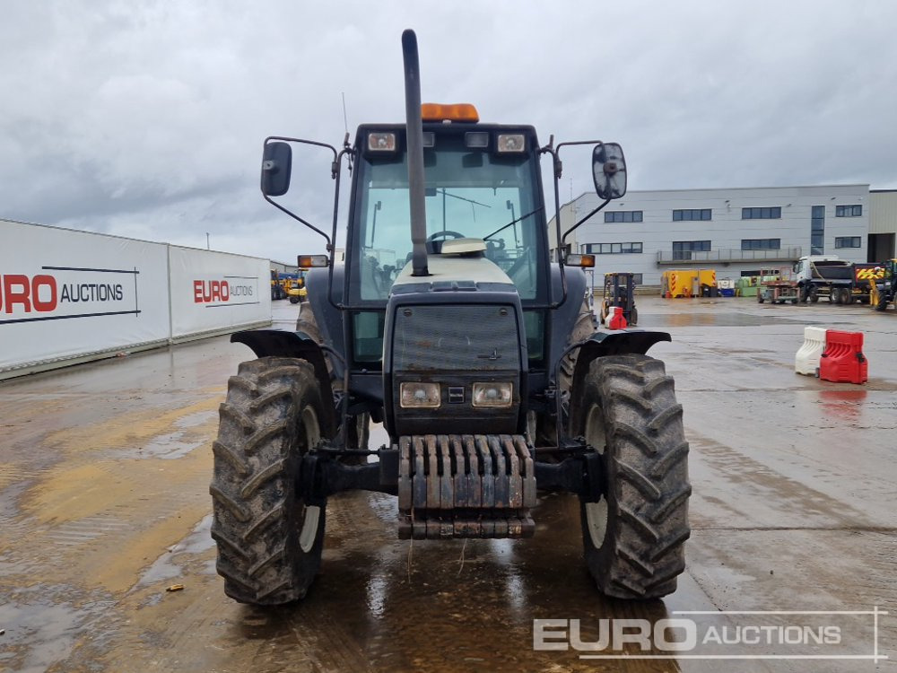 Trator Valtra 6400: foto 8