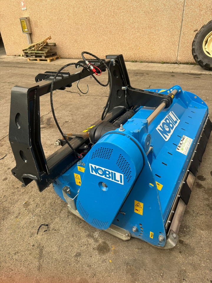 Nobili trincia laterale usata BVL 2000 - Triturador lateral: foto 4 Nobili trincia laterale usata BVL 2000 - Triturador lateral: foto 4