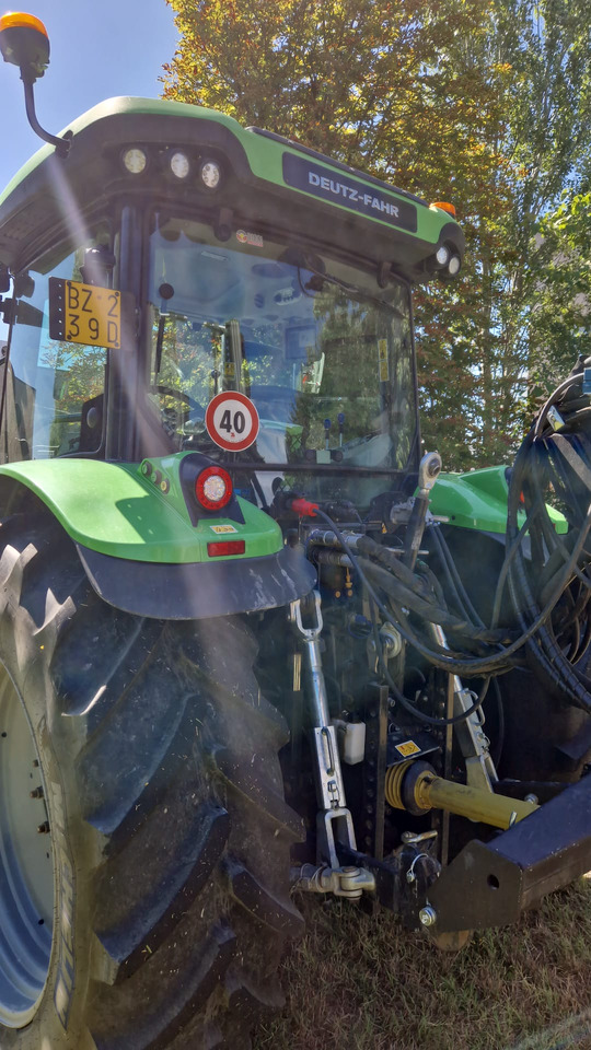 Trattore usato Deutz-Fahr 6125 C TTV - Trator: foto 4 Trattore usato Deutz-Fahr 6125 C TTV - Trator: foto 4