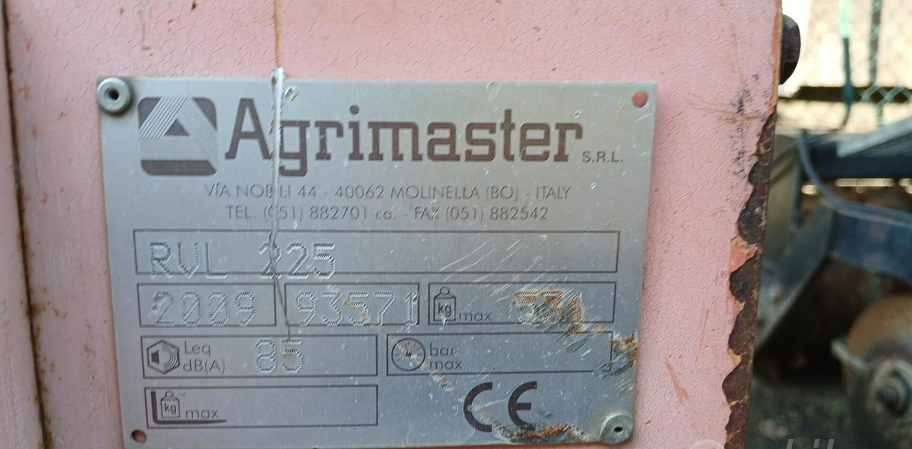 Trincia reversibile Agrimaster RVL225 - Triturador de martelos: foto 2 Trincia reversibile Agrimaster RVL225 - Triturador de martelos: foto 2