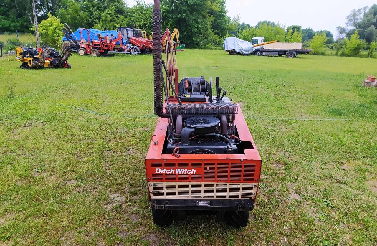 Ditch-Witch 255 SX - Colocadora de tubagem: foto 4 Ditch-Witch 255 SX - Colocadora de tubagem: foto 4