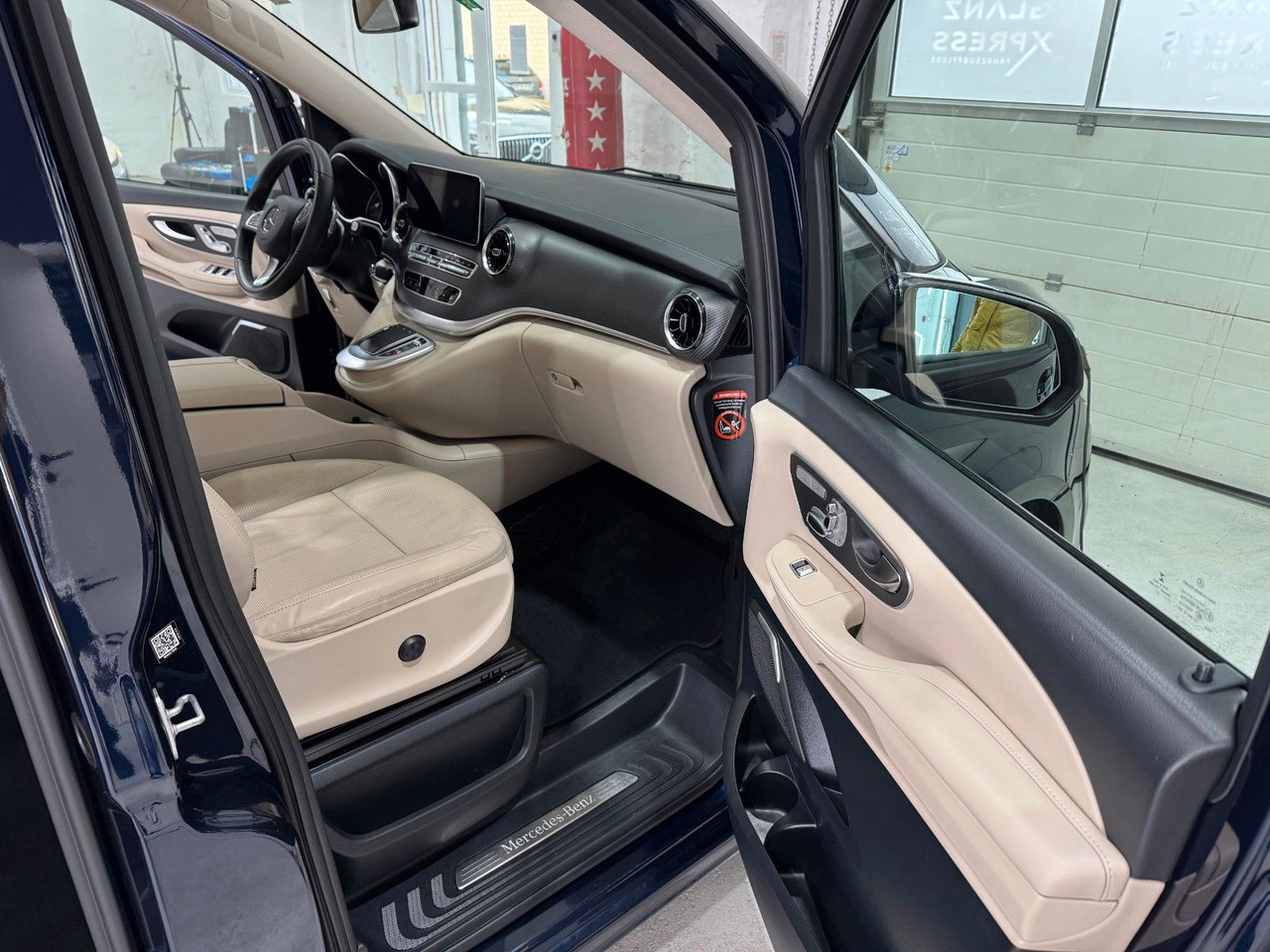 Mercedes-Benz V 300/AMG/EXCLUSIVE/LANG/4MATIC/STDHZG - Furgão de passageiros: foto 5 Mercedes-Benz V 300/AMG/EXCLUSIVE/LANG/4MATIC/STDHZG - Furgão de passageiros: foto 5