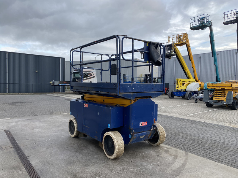 Iteco IT12151, Schaar hoogwerker, 14 meter - Plataforma de Tijera/ Plataforma de tesoura: foto 4 Iteco IT12151, Schaar hoogwerker, 14 meter - Plataforma de Tijera/ Plataforma de tesoura: foto 4