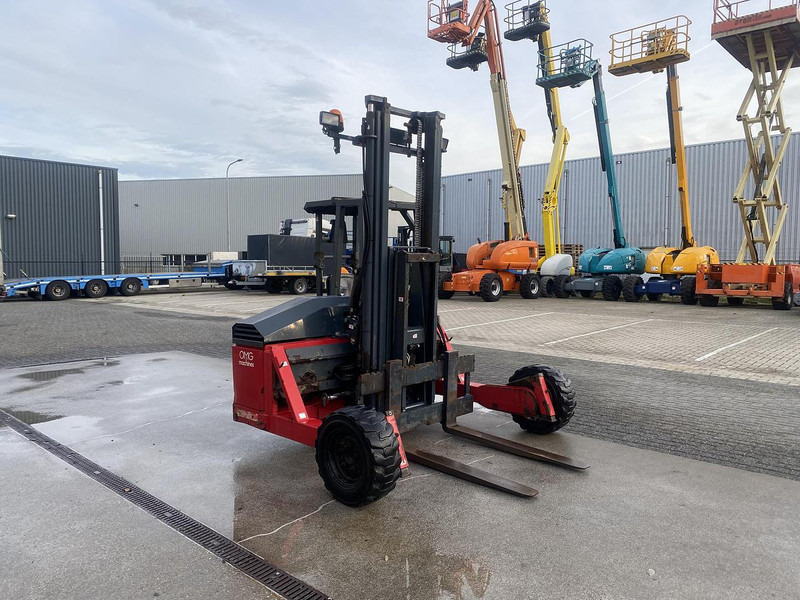 Moffett M4 25.3 / Kooiaap - Empilhadeira montada em caminhão: foto 3 Moffett M4 25.3 / Kooiaap - Empilhadeira montada em caminhão: foto 3