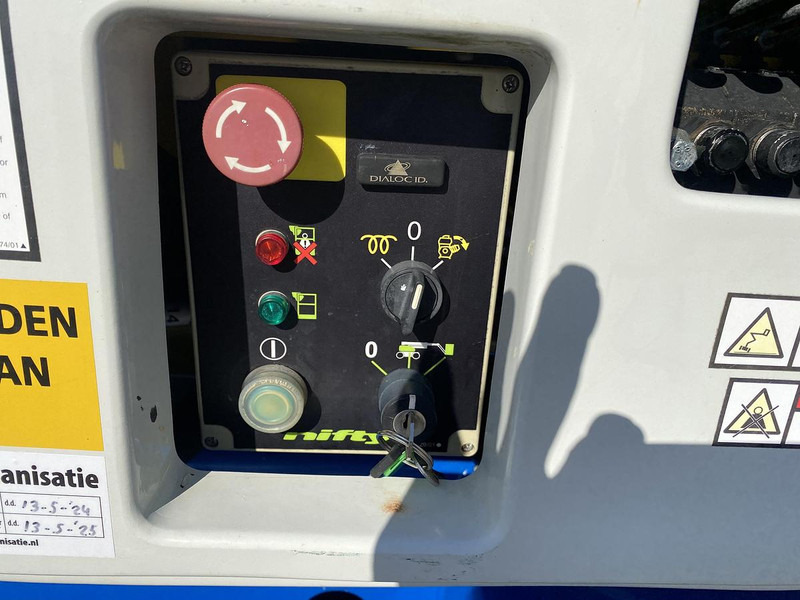 Plataforma articulada Niftylift HR21 D 4x4, Hoogwerker, 21 meter: foto 12 Plataforma articulada Niftylift HR21 D 4x4, Hoogwerker, 21 meter: foto 12