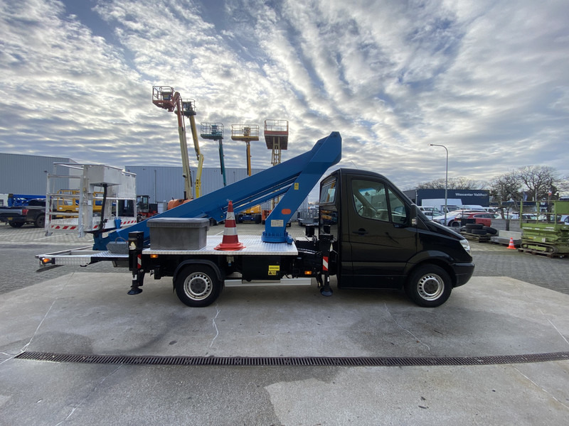 Ruthmann TB220, Auto hoogwerker, 22 meter - Caminhão com plataforma aérea: foto 4 Ruthmann TB220, Auto hoogwerker, 22 meter - Caminhão com plataforma aérea: foto 4