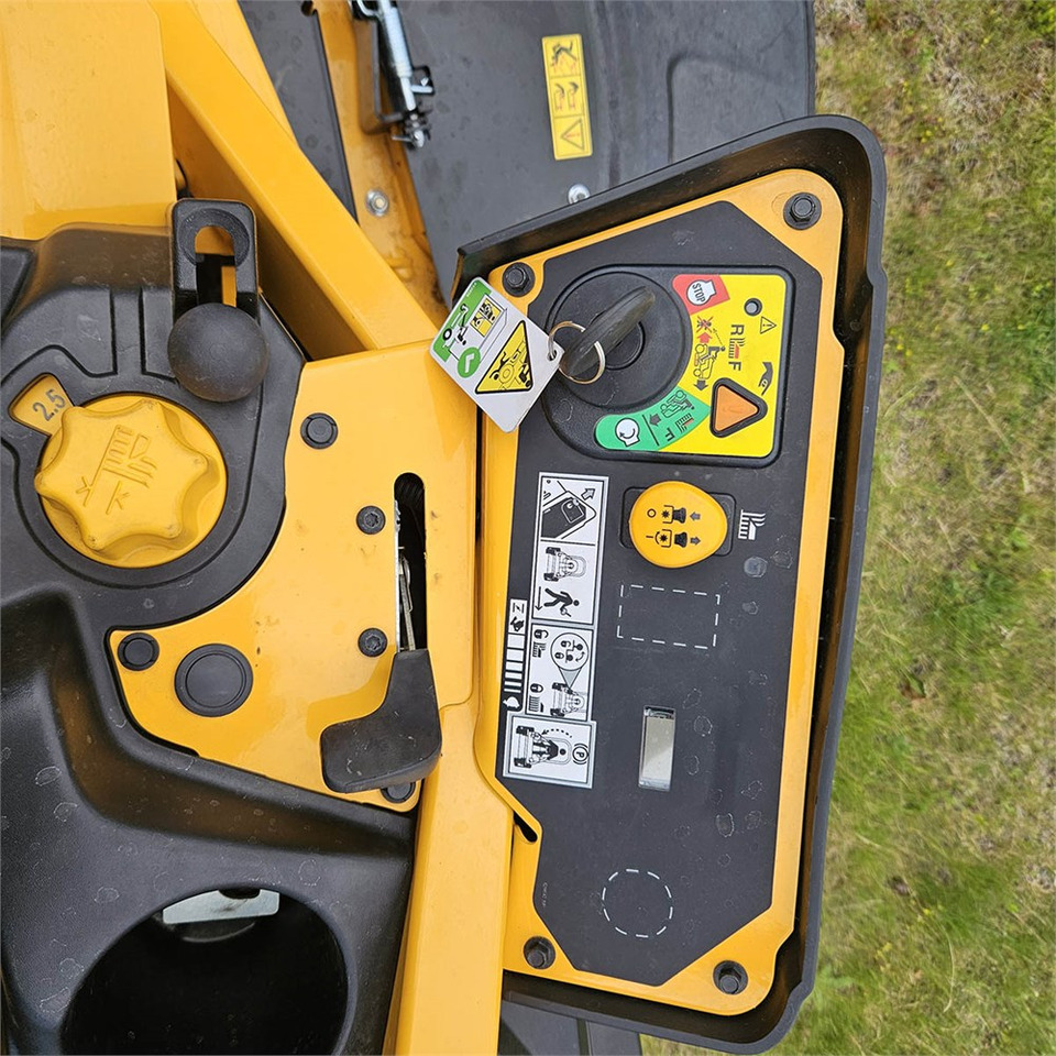 Cortador de grama ABC Cub Cadet XZ8 Zero Turn: foto 14