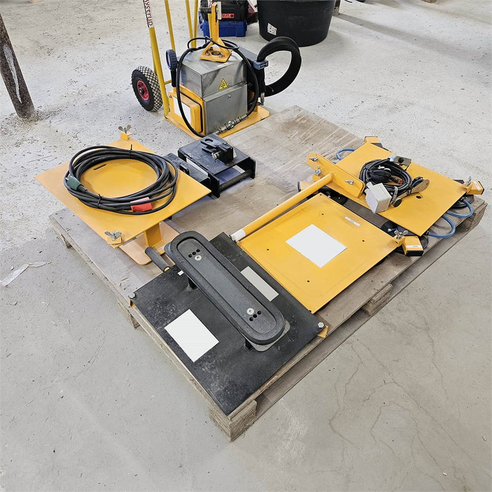 ABC Z - Equipamento de construção: foto 1 ABC Z - Equipamento de construção: foto 1