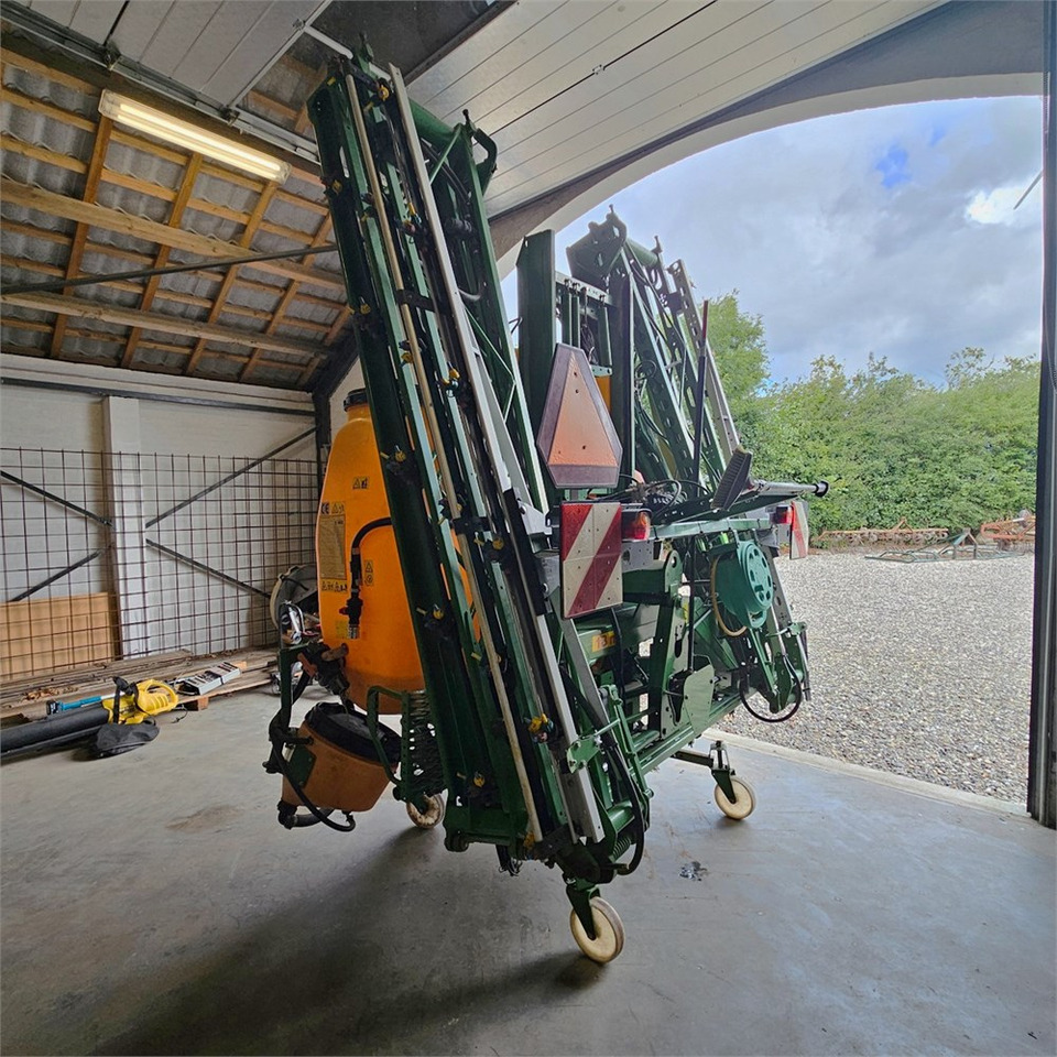 Amazone UF1200 - Pulverizador agricola: foto 3 Amazone UF1200 - Pulverizador agricola: foto 3