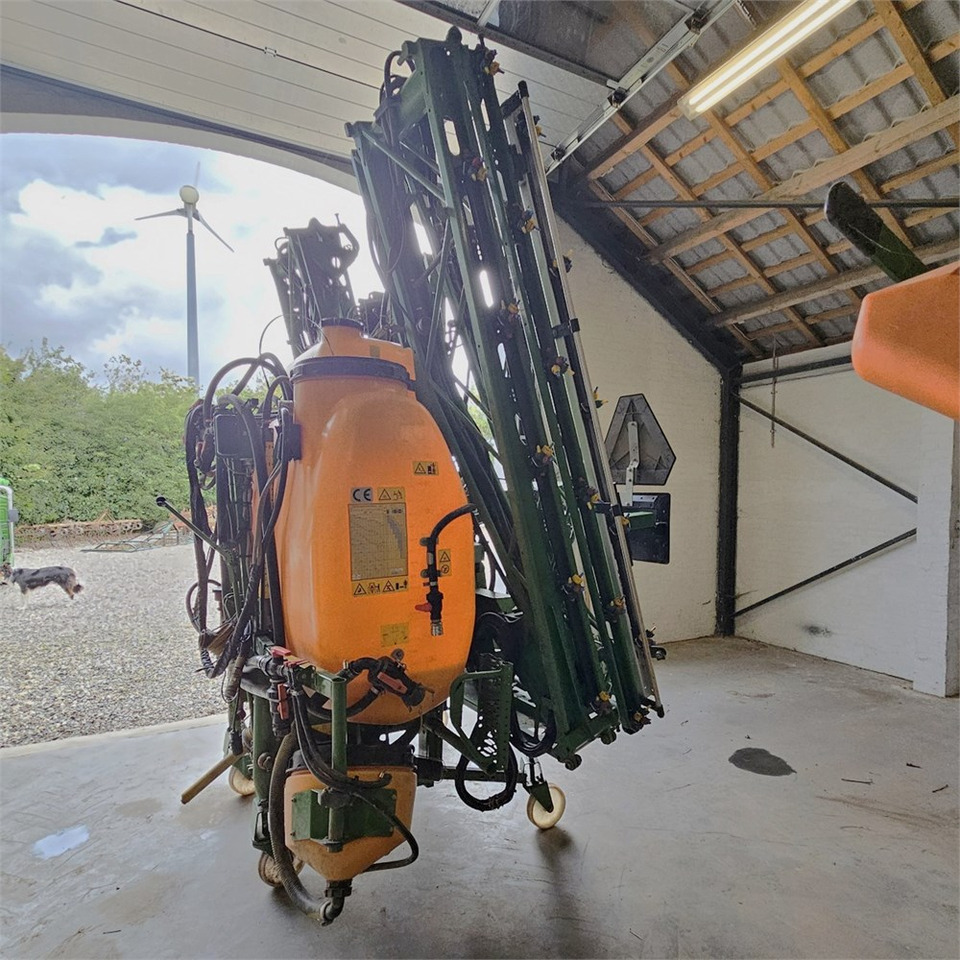 Amazone UF1200 - Pulverizador agricola: foto 4 Amazone UF1200 - Pulverizador agricola: foto 4