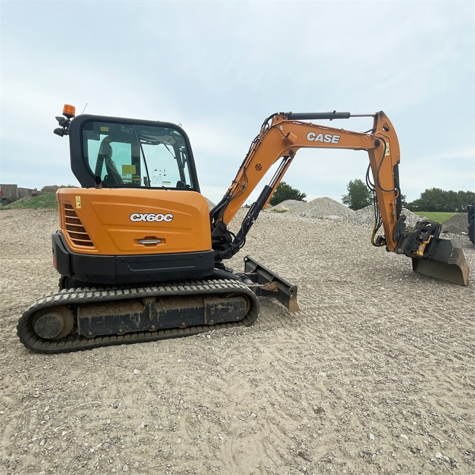 Case CX60C - Escavadora de rastos: foto 1 Case CX60C - Escavadora de rastos: foto 1