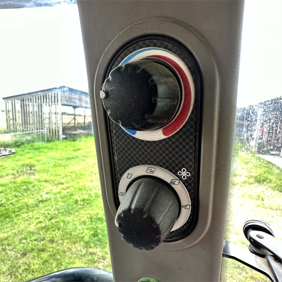 Trator Case IH Farmall 65 A: foto 26