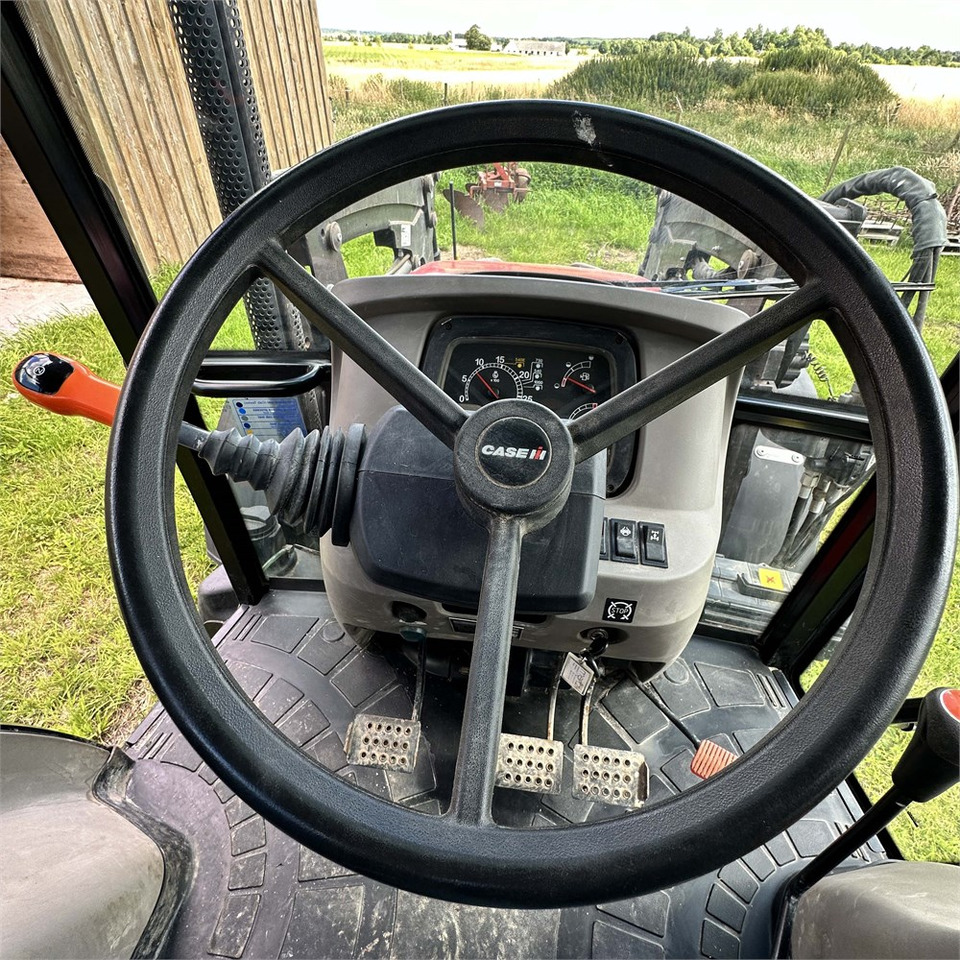 Trator Case IH Farmall 65 A: foto 23