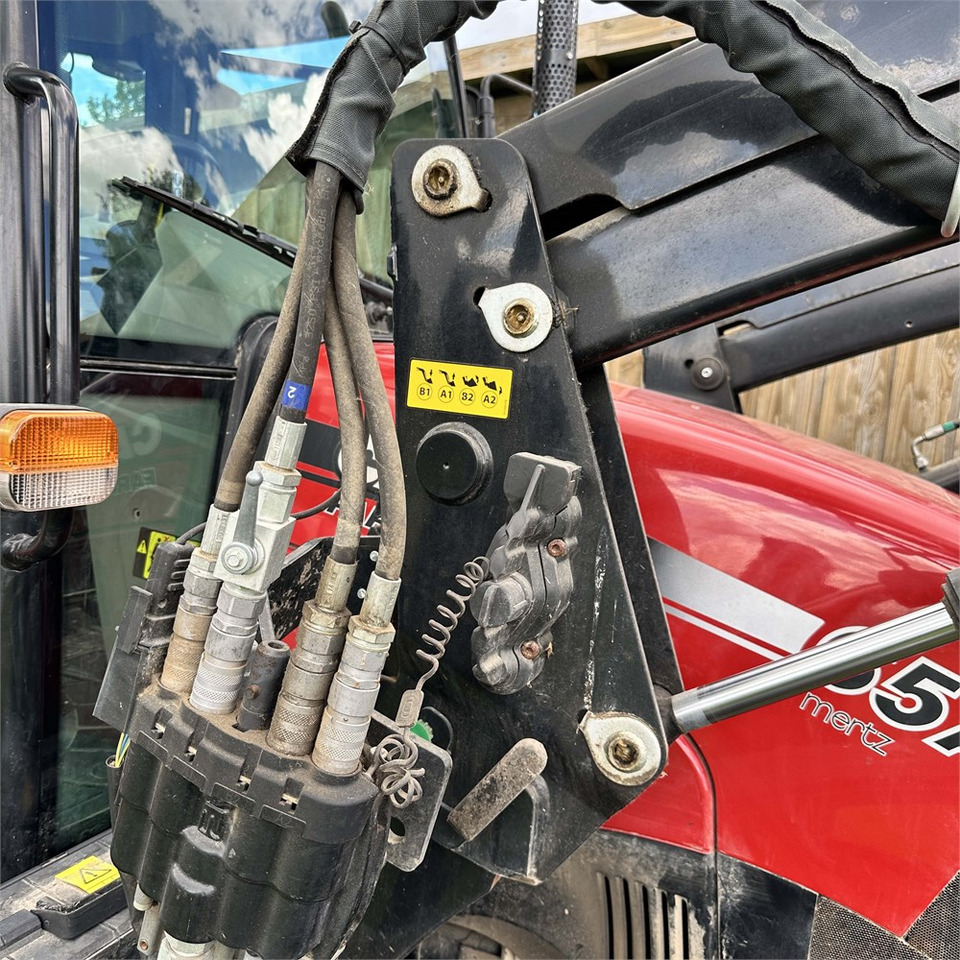 Trator Case IH Farmall 65 A: foto 12