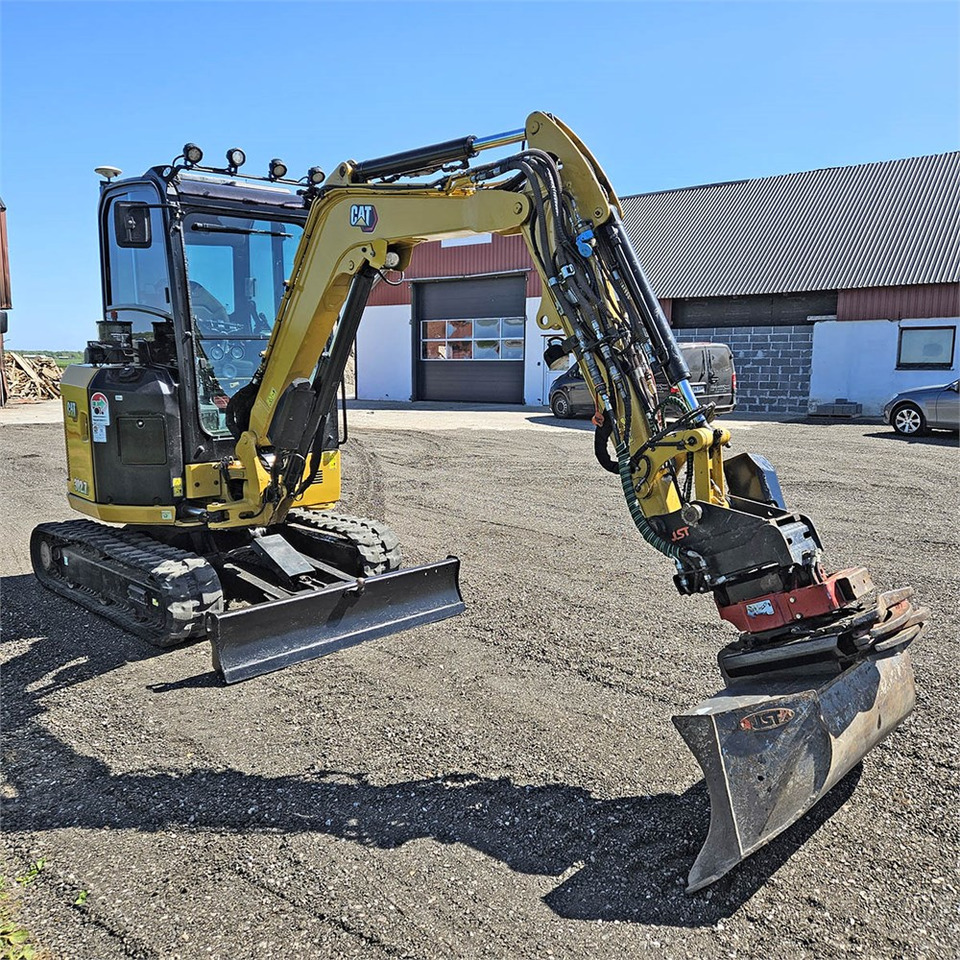 Leasing de Caterpillar 302.7 CR Caterpillar 302.7 CR: foto 7