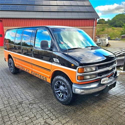Chevrolet Express Van 2500 - Furgão de passageiros: foto 1 Chevrolet Express Van 2500 - Furgão de passageiros: foto 1