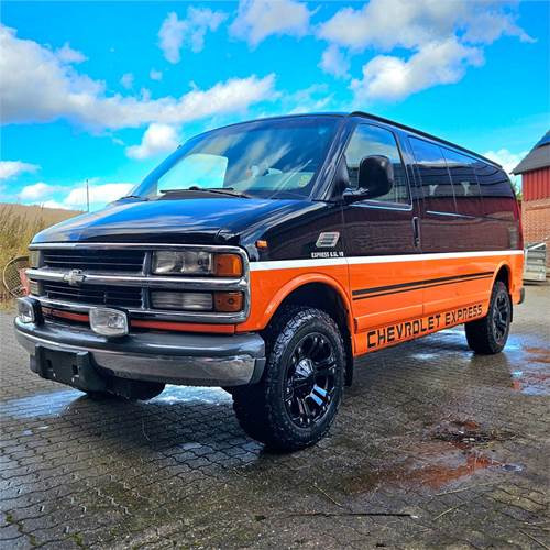 Chevrolet Express Van 2500 - Furgão de passageiros: foto 2 Chevrolet Express Van 2500 - Furgão de passageiros: foto 2
