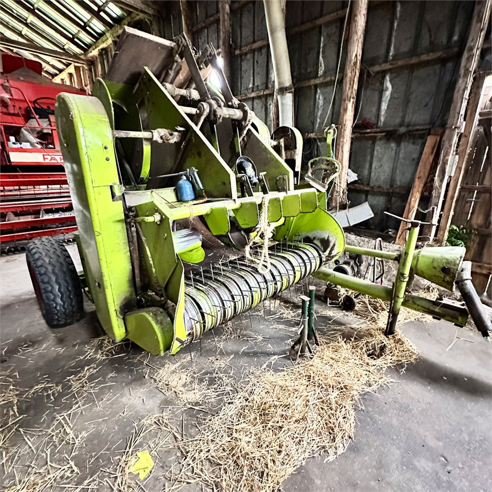 Claas Maximum - Máquina para produção de feno: foto 3 Claas Maximum - Máquina para produção de feno: foto 3