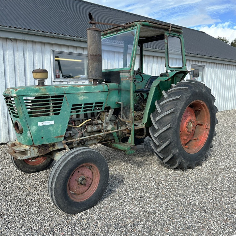 Deutz D 60 06 - Trator: foto 1 Deutz D 60 06 - Trator: foto 1