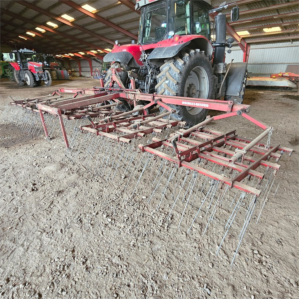 Doublet-Record Øko-Strigle 6 m. - Grade de dentes flexíveis: foto 1 Doublet-Record Øko-Strigle 6 m. - Grade de dentes flexíveis: foto 1