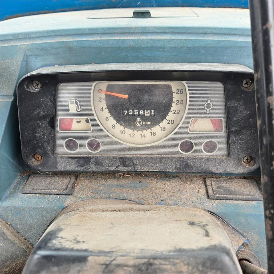 Trator Ford 4610: foto 18