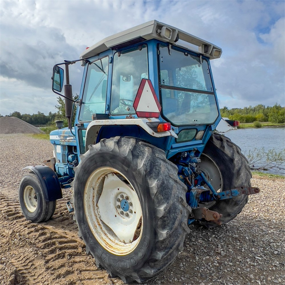 Ford 5610 - Trator: foto 5 Ford 5610 - Trator: foto 5