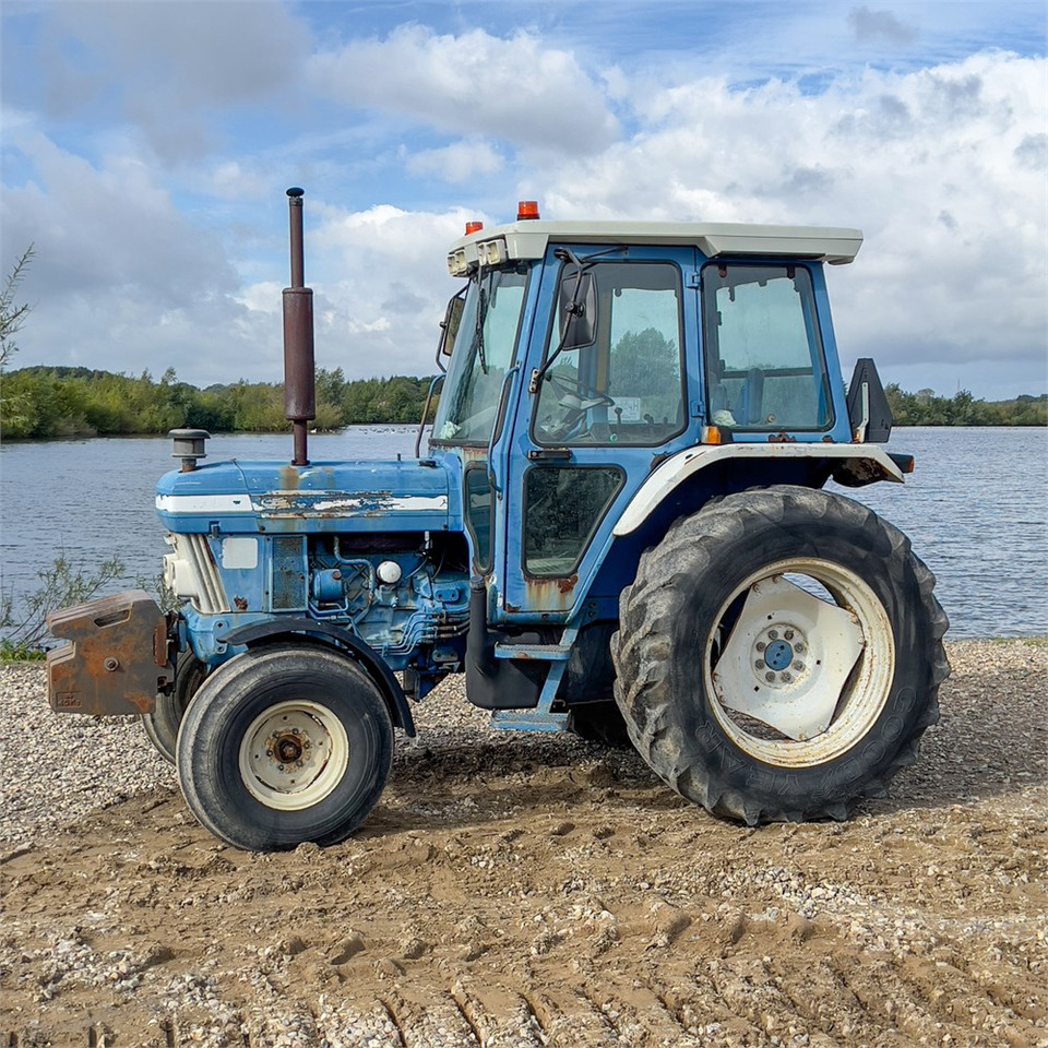 Ford 5610 - Trator: foto 2 Ford 5610 - Trator: foto 2