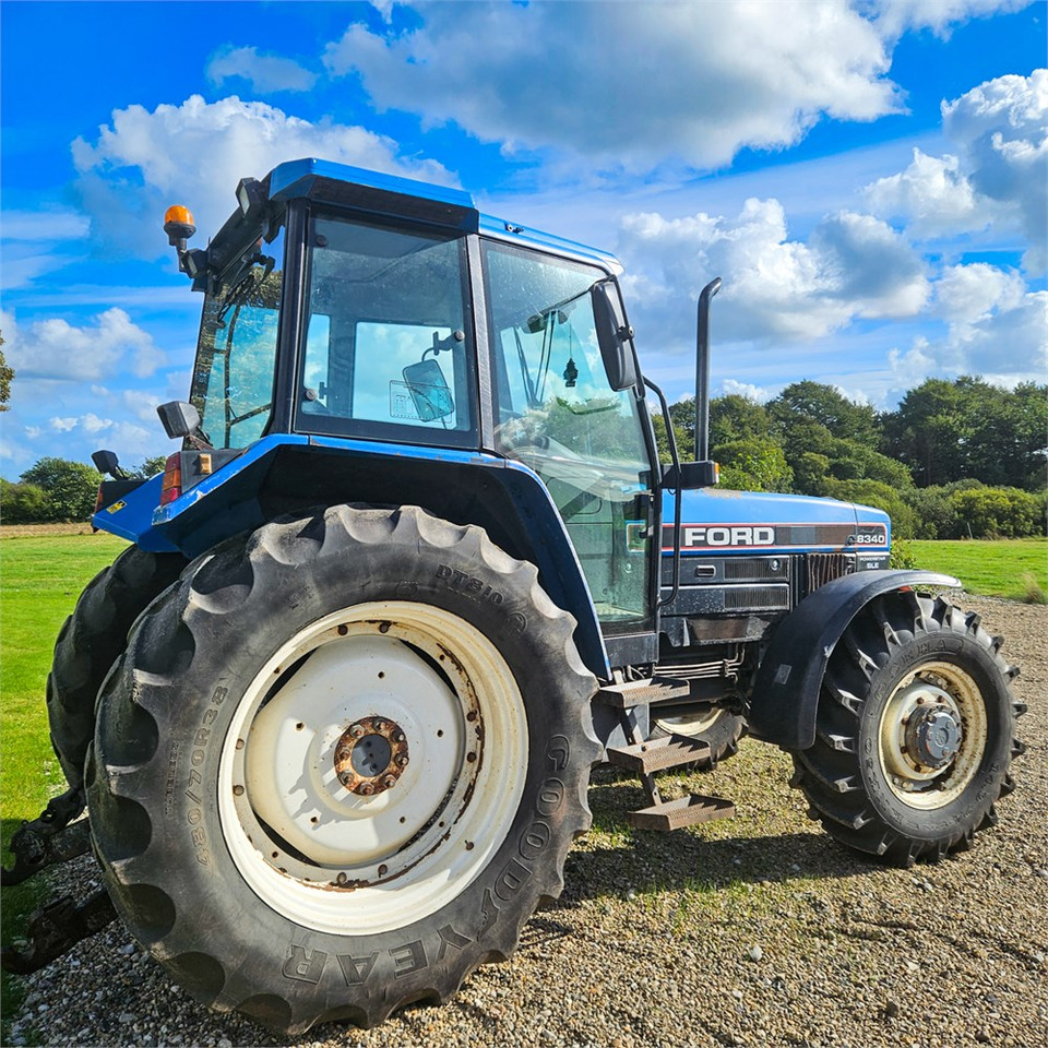 Ford 8340 Powerstar SLE - Trator: foto 3 Ford 8340 Powerstar SLE - Trator: foto 3