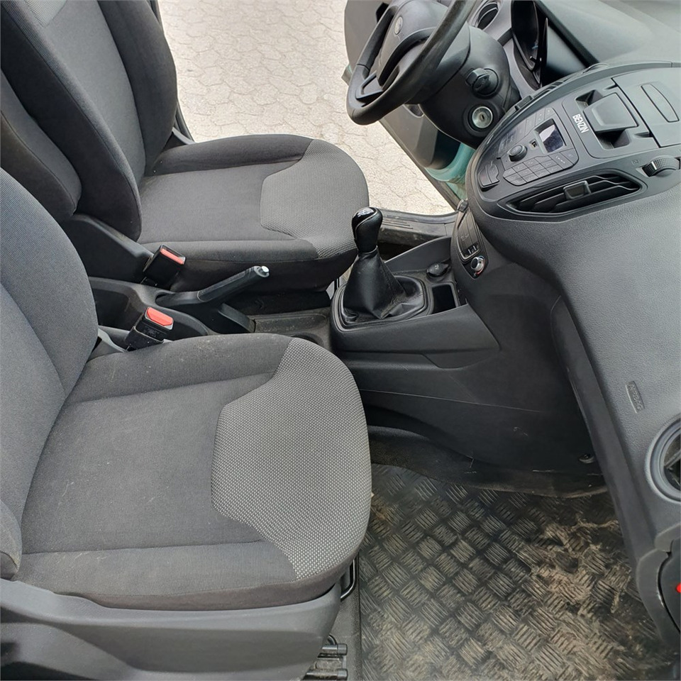 Leasing de Ford Transit Courier Ford Transit Courier: foto 8