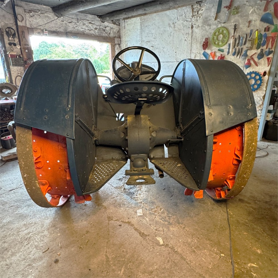 Fordson N - Trator: foto 3 Fordson N - Trator: foto 3