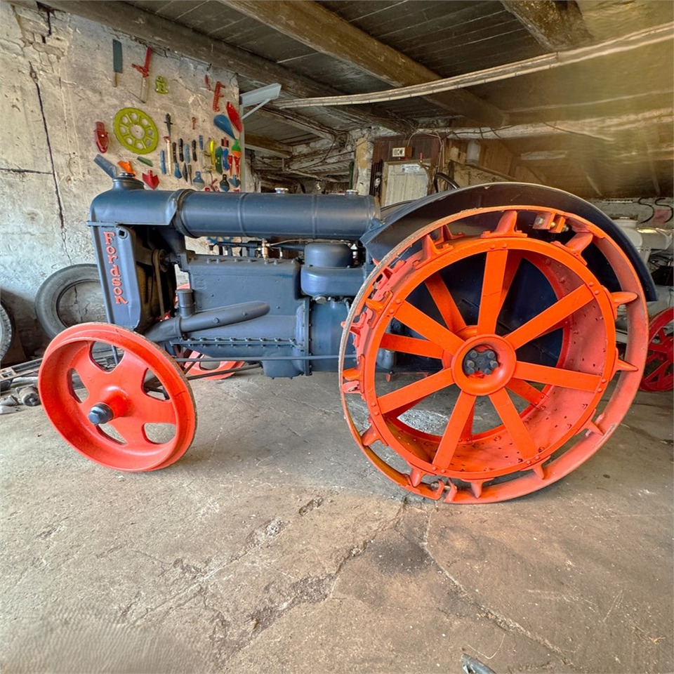 Fordson N - Trator: foto 2 Fordson N - Trator: foto 2