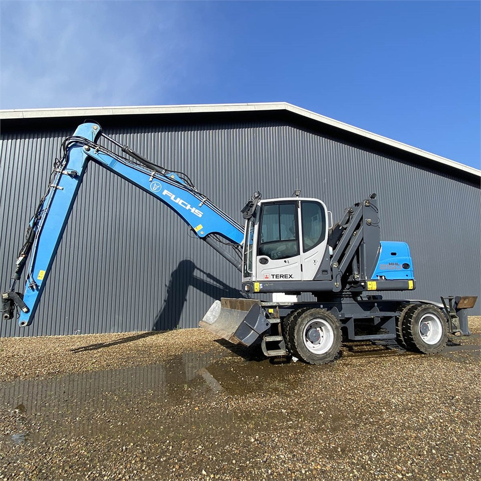Fuchs MHL 250 - Manipulador de material: foto 1 Fuchs MHL 250 - Manipulador de material: foto 1