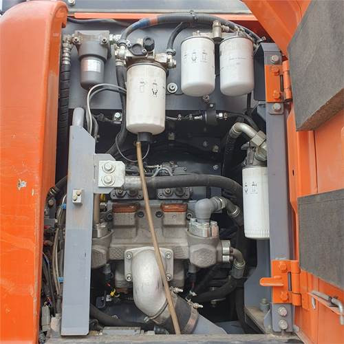 Escavadeira de rodas Hitachi ZX145 WT-6: foto 37