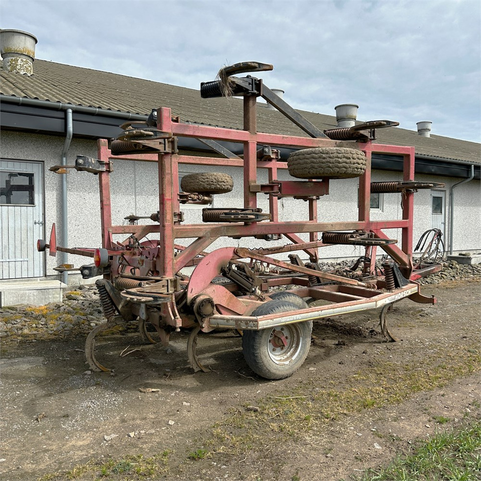 Horsch Terrano 6 FG - Cultivador: foto 3 Horsch Terrano 6 FG - Cultivador: foto 3
