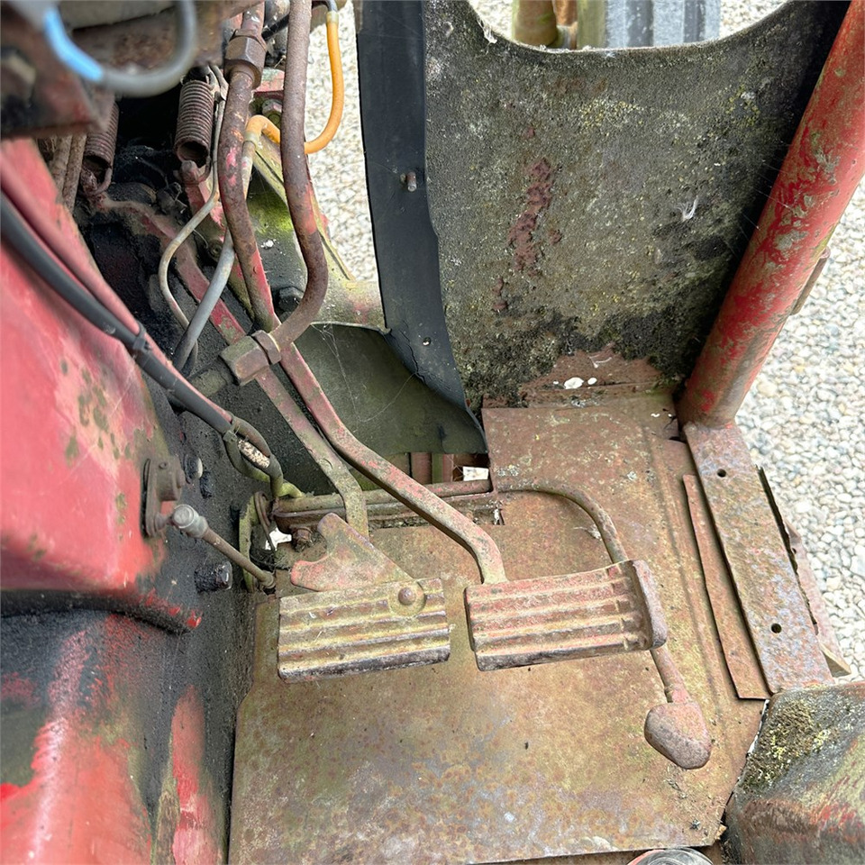 Trator International IH 474: foto 21