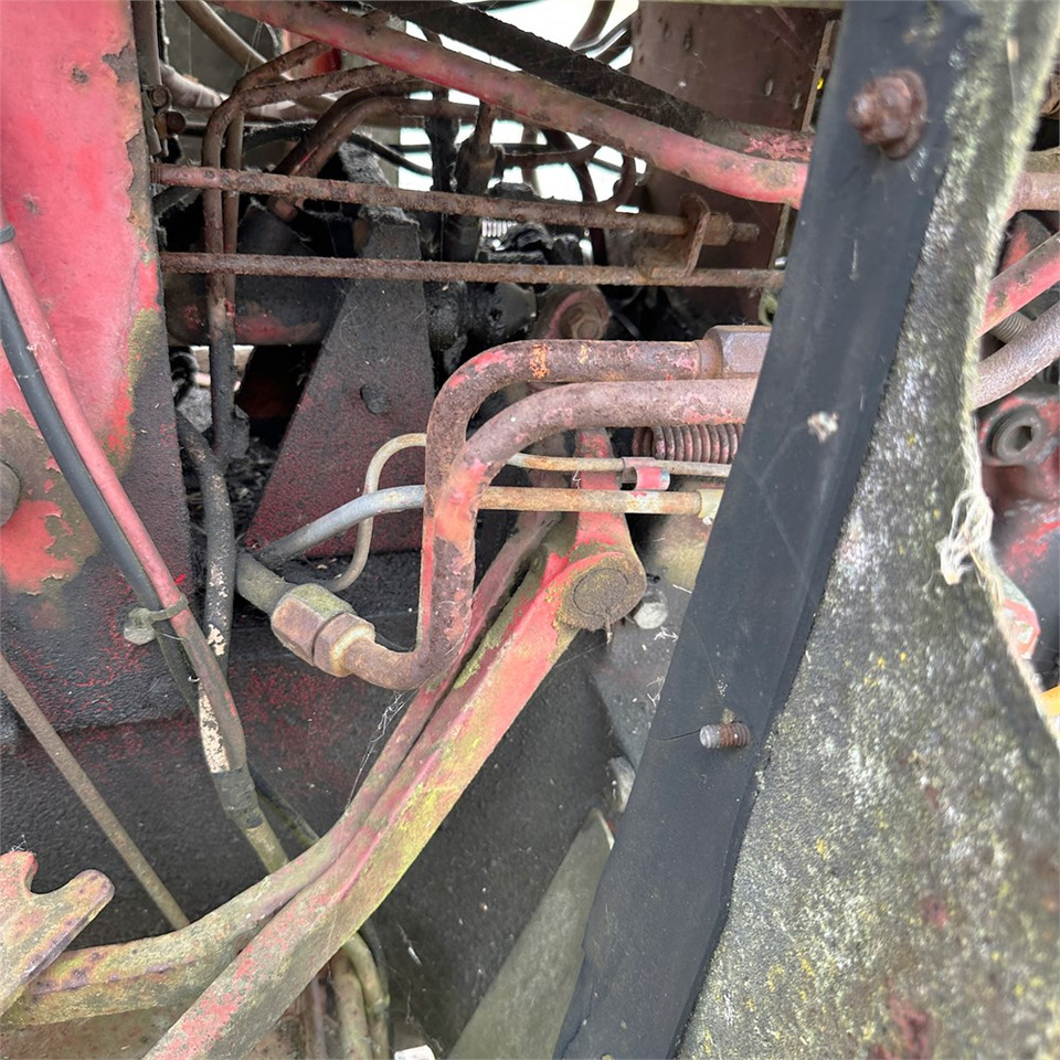 Trator International IH 474: foto 25